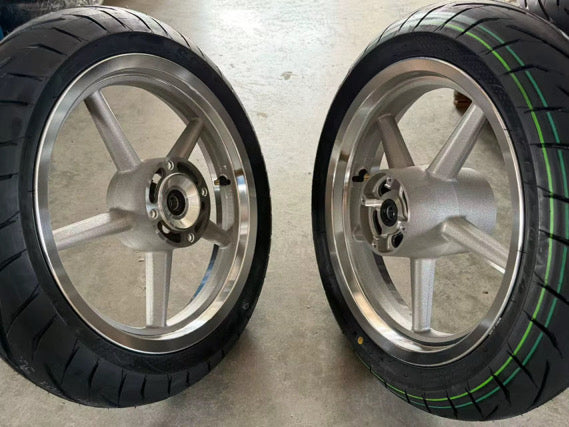 14 Inch Supermoto Wheelset for the Qronge X1 Spark