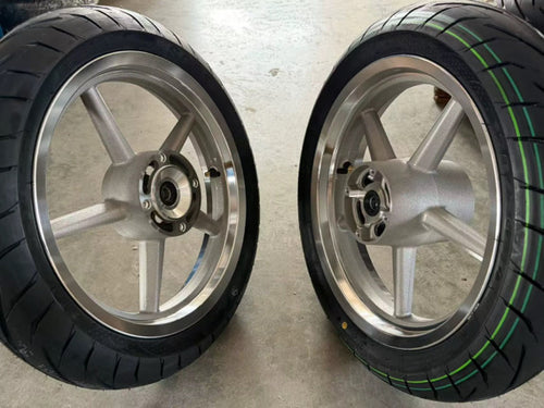 14 Inch Supermoto Wheelset for the Qronge X1 Spark