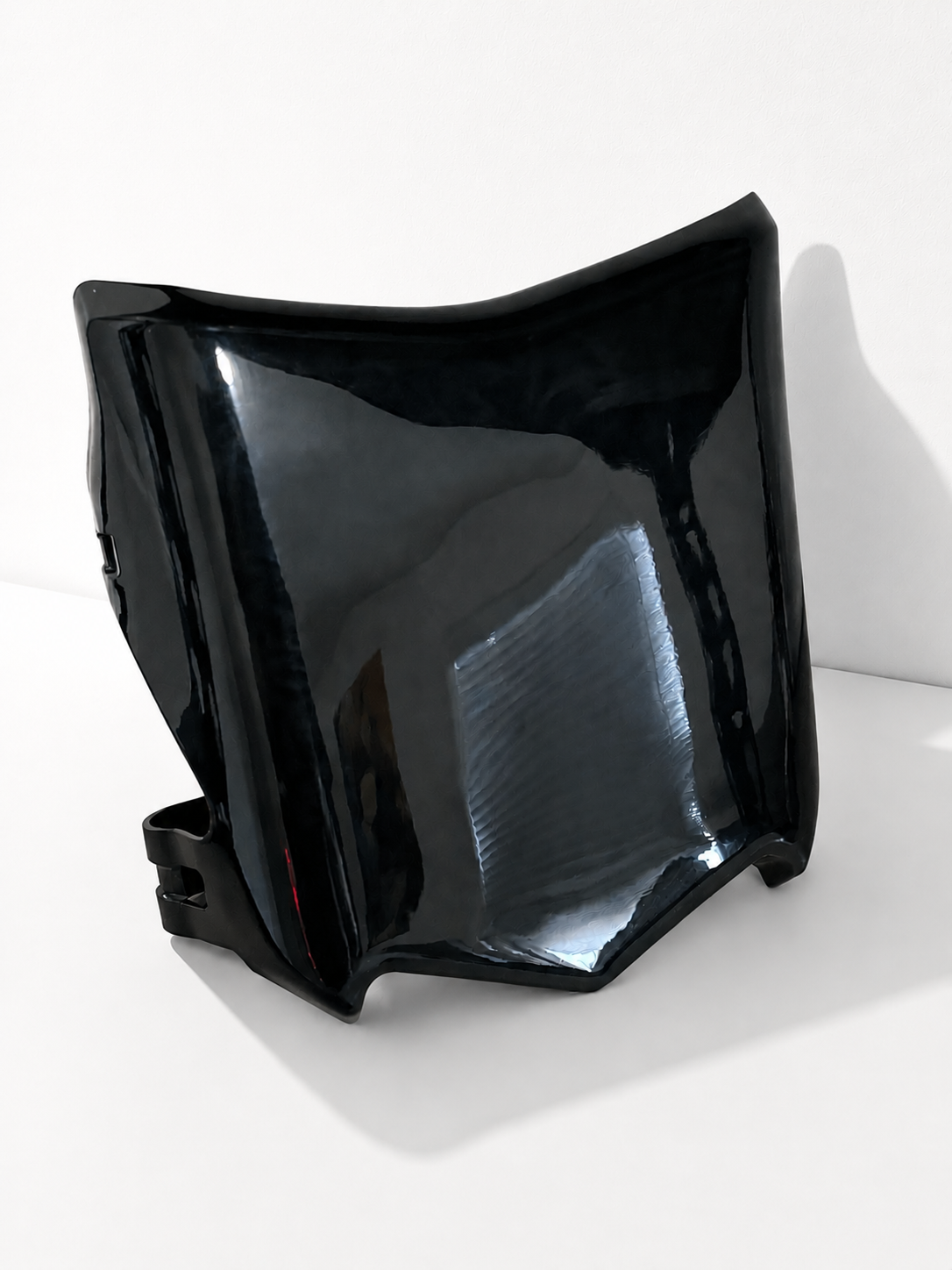 Glossy “Motocutz” style plate