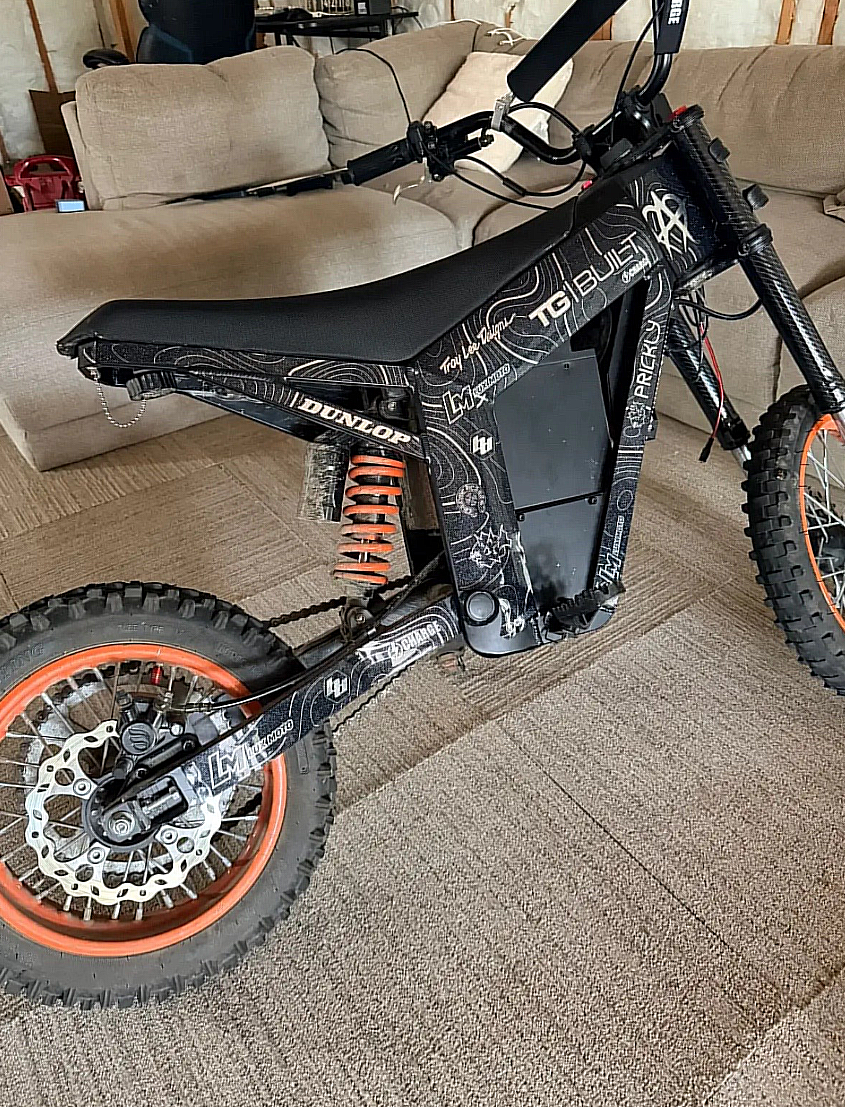 Tuttio frame decals